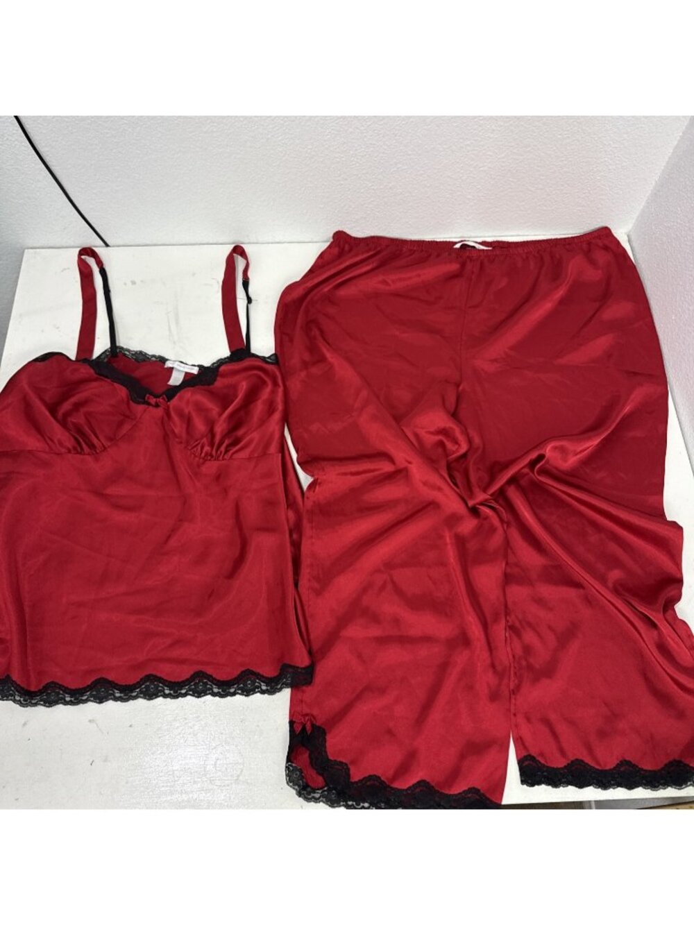 Cacique Sensual Top And Bottom Set Red Satin Black Lace Trim Size 22/24